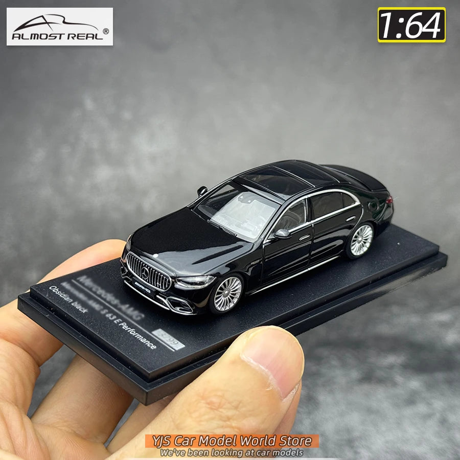 1:64 Benz AMG S63 E Performance 2023 Diecast