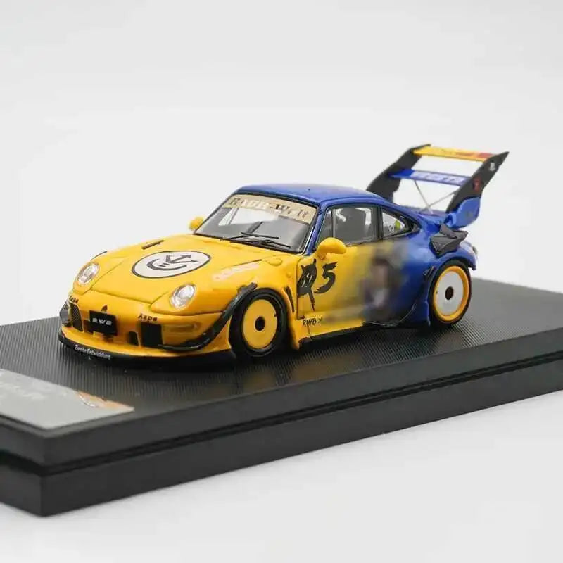 1:64 RWB 993 Rotana Race Track 997 Diecast