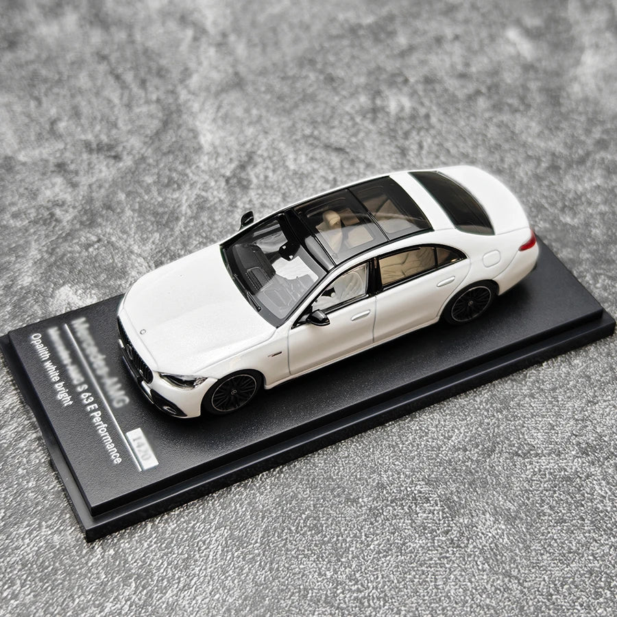 1:64 Benz AMG S63 E Performance 2023 Diecast